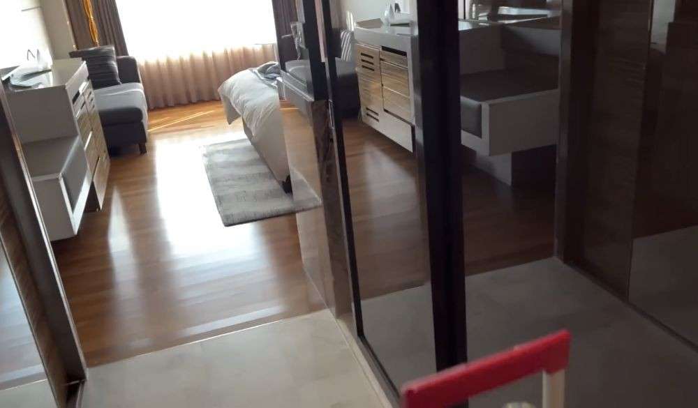 Potret Kamar Hotel Luna Maya di Korea, Bayar Rp16 Juta Cuma Demi Ini