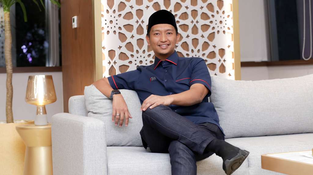 FOTO: Mengenal Lebih Dekat Arief Rosyid, Dokter Gigi yang Kini Menjabat Komisaris Bank Syariah Indonesia