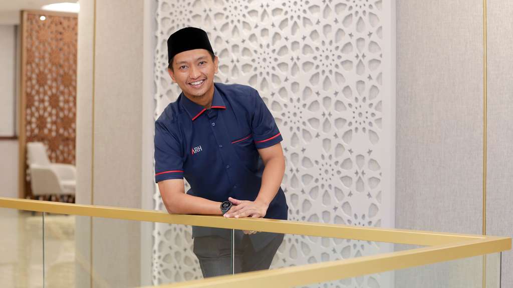 FOTO: Mengenal Lebih Dekat Arief Rosyid, Dokter Gigi yang Kini Menjabat Komisaris Bank Syariah Indonesia