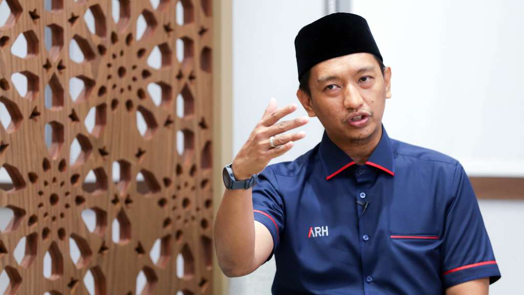 FOTO: Mengenal Lebih Dekat Arief Rosyid, Dokter Gigi yang Kini Menjabat Komisaris Bank Syariah Indonesia