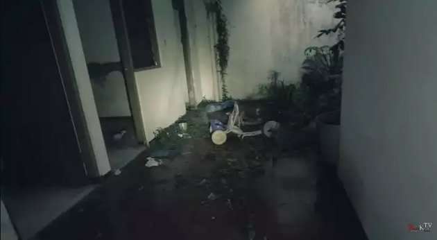 Potret Rumah Farida Pasha `Mak Lampir` di Semarang, 7 Tahun Terbengkalai Kini Kondisinya Bikin Merinding!