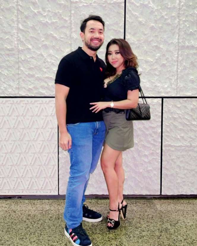 Potret Muhammad Khairi Tunangan Kiky Saputri, Ternyata Bukan Orang Sembarangan!