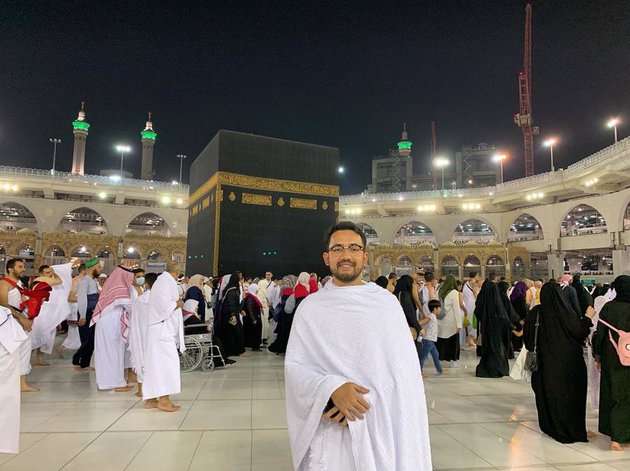 Potret Muhammad Khairi Tunangan Kiky Saputri, Ternyata Bukan Orang Sembarangan!