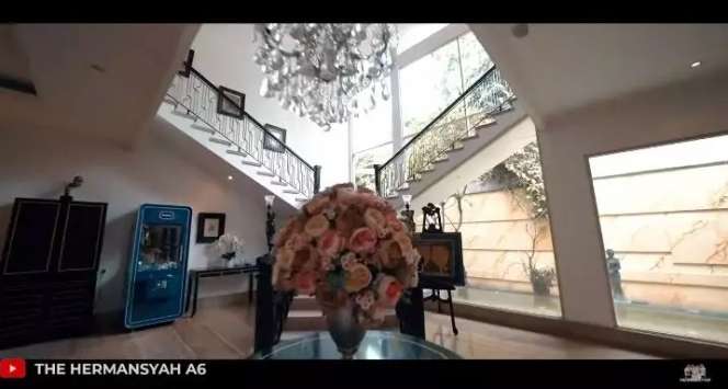 Potret Kantor Tasya Farasya, Tersembunyi di Balik Jalan Setapak, Ternyata Super Megah Bak Hotel Berbintang!