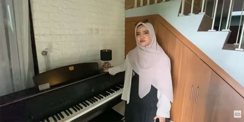 10 Potret Rumah Wirda Mansur yang Dicap Halu Oleh Netizen, Mewah Banyak Kandang Ayam 