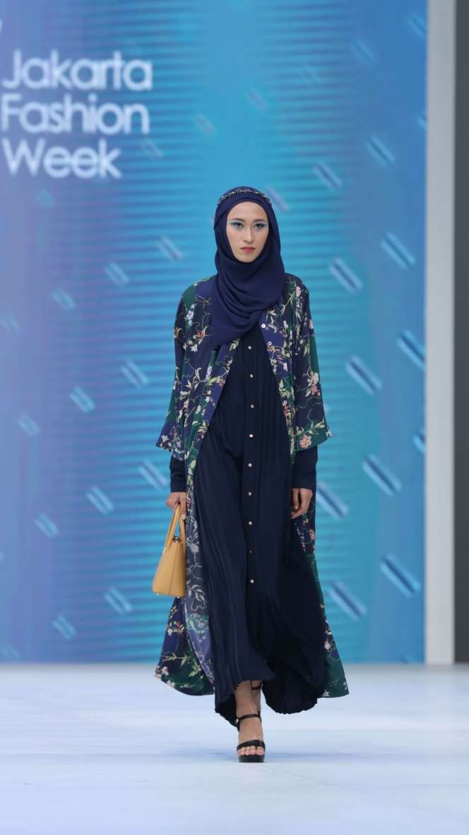FOTO: JFW 2023 Hadirkan 116 Desainer Lintas Generasi