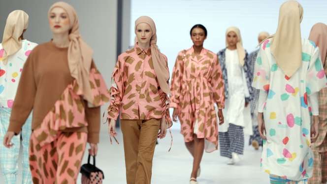 Nadjani Tampilkan Koleksi 'Sign of Spring' di JFW 2023