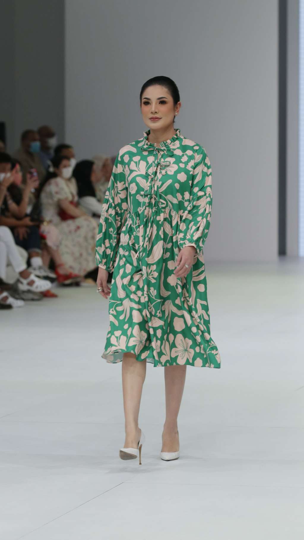 Nadjani Tampilkan Koleksi 'Sign of Spring' di JFW 2023