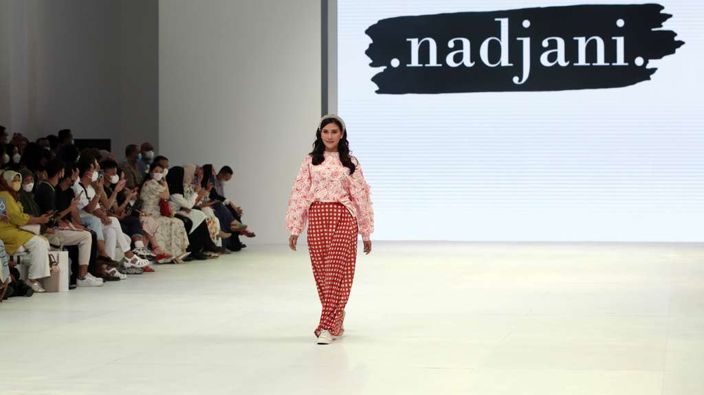 Nadjani Tampilkan Koleksi 'Sign of Spring' di JFW 2023