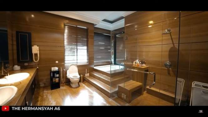 Potret Rumah Baru Tasya Farasya, Lewati Gang Kecil Ternyata Super Megah Bak Hotel Berbintang