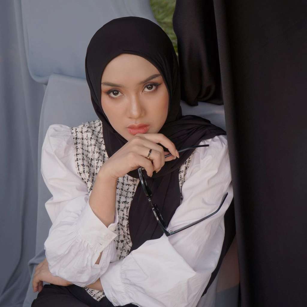 Sederet Artis Cantik yang Batal Menikah, Padahal Sudah Gelar Lamaran Mewah hingga Foto Prewedding Mesra