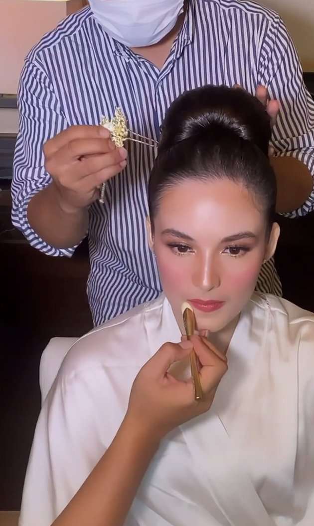 Detail Makeup Chelsea Islan di Acara Pertunangan