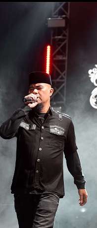 Bukan Barang Branded, Sederet Seleb Ini Gemar Koleksi Barang Antik, Harganya Bikin Kantong Menjerit!