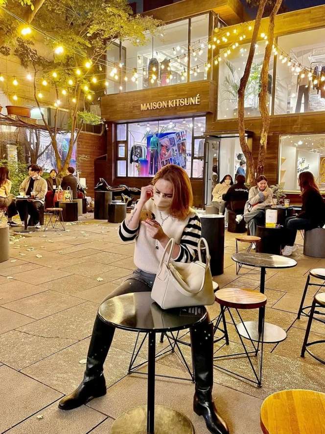 8 Potret Femmy Permatasari Usai Jalani Operasi Plastik `Lagi`, Wajahnya Jadi Beda Banget!