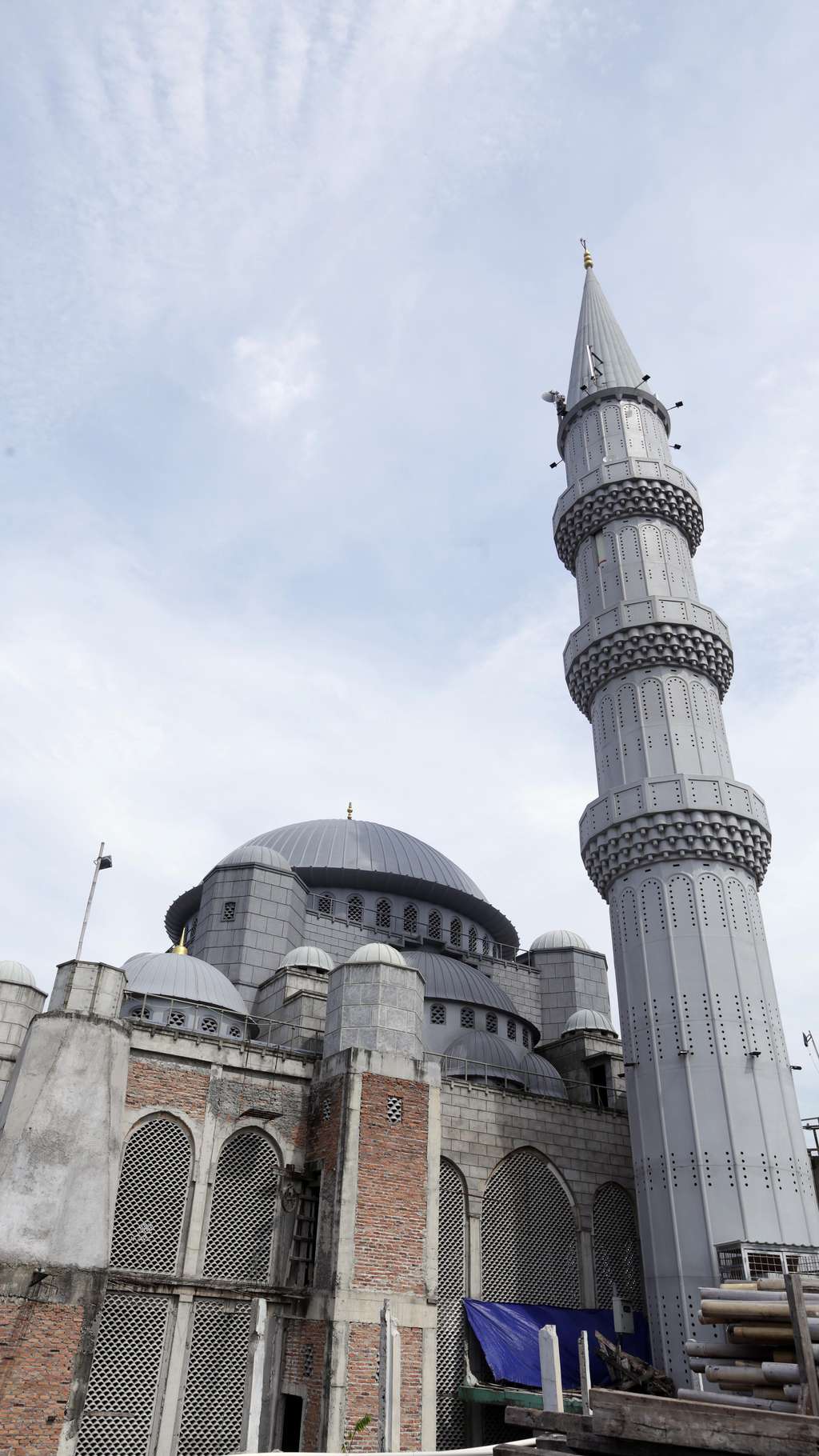 FOTO: Masjid Jami Al Fajri Replika Masjid Biru Turki, Ada di Pasar Minggu