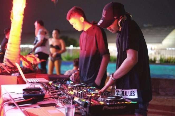 8 Potret Gaya Mewah Enji Baskoro, Aib Dikuliti Mantan : Dikira Kaya Raya Ternyata Dihidupi Wanita Lain