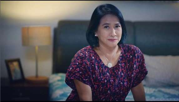 Usia 54 Tahun, Artis Senior Ini Tetap Awet Muda, Ternyata Pacari Brondong 14 Tahun!