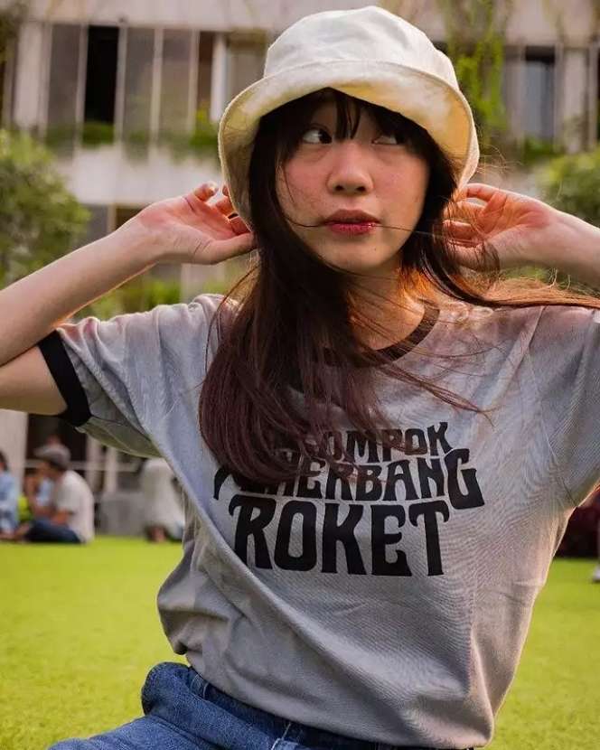 Masih Ingat Ipeh di Sinetron Si Entong? Dulu Gadis Culun, Kini Berubah Bak Idol Korea, Lihat 8 Potretnya