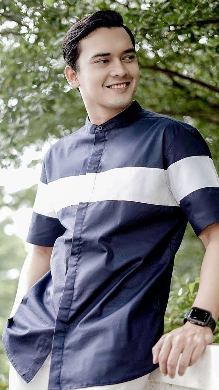 Sederet Artis yang Langganan Jadi Ustaz di Sinetron