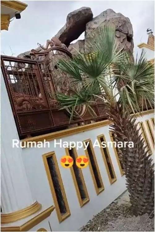 Terungkap! 9 Potret Rumah Happy Asmara yang Sangat Megah Bak Istana, Besar & Semua Emas!
