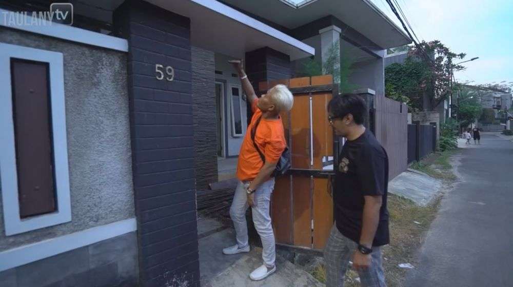 8 Potret Pabrik Konten Andre Taulany, Dulu Sederhana, Kini Besar & Megah Bak Kantor Google