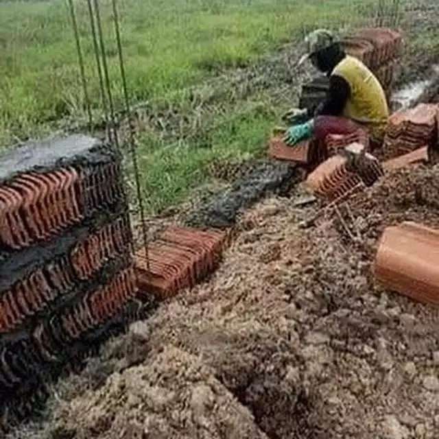 Potret Nyeleneh Desain Bangunan yang Gagal Total, Tukangnya Amatiran!