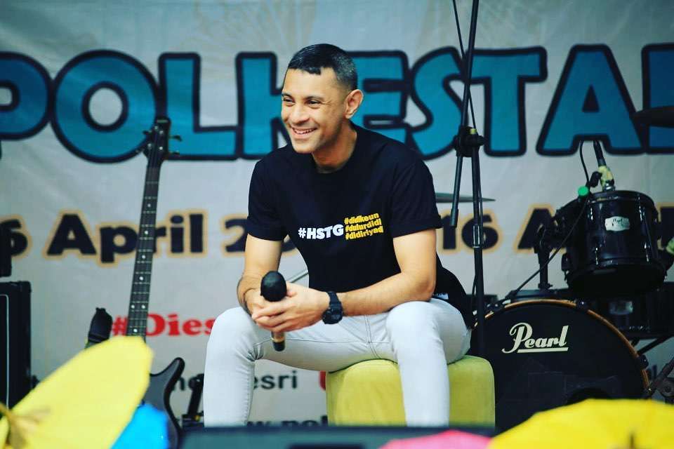 Ingat Didi Riyadi? Dulu Gagal Nikahi Ayu Ting Ting & Ditolak Mentah-Mentah, Kini Disebut Makin Ganteng di Usia 41