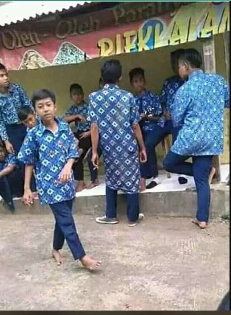 10 Potret Kocak Siswa Pakai Baju Bebas di Sekolah, Hasil Modifikasinya Bikin Geleng-geleng Kepala!
