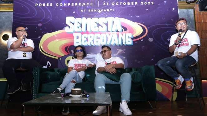 Kolaborasi Kaka Slank dengan Ndarboy Genk di Semesta Bergoyang