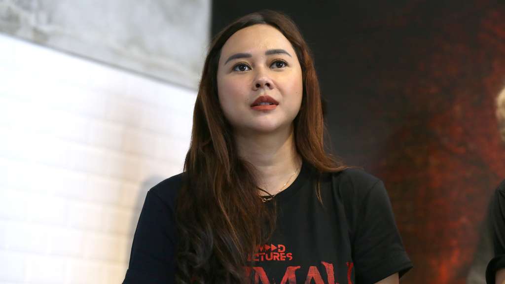 Rumah Iblis Jadi Comeback Aura Kasih di Layar Lebar