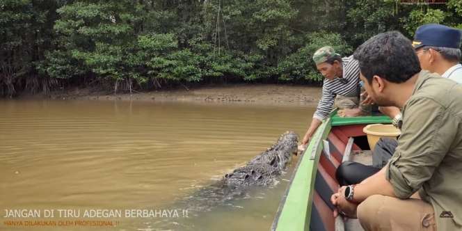 Potret Riska `Buaya` yang Jadi Anak Angkat Pak Ambo, Panji Petualang: `Itu di Luar Nalar`!