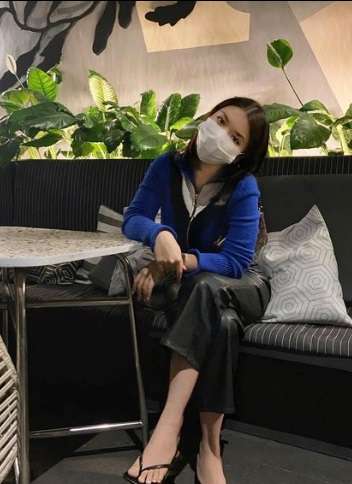 Potret Rena Oktapia Adik Billy Syahputra yang Jarang Tersorot, Paras Cantiknya Disebut Mirip Amanda Manopo!