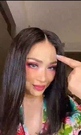 Momen Detik-detik Titi DJ Buka Wig, Ternyata Begini Potret Rambut Aslinya!