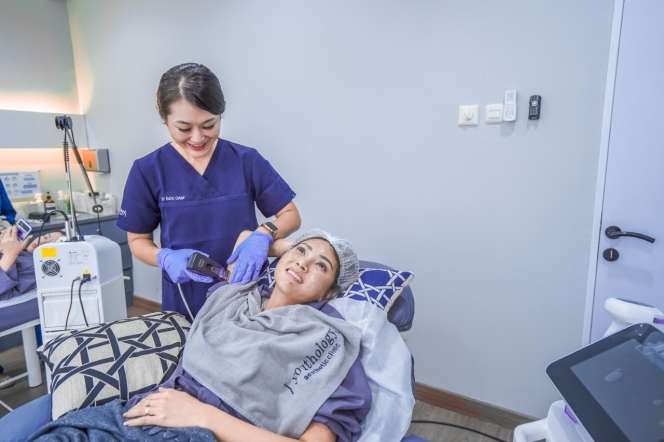 Potret Sarwendah Jalani Treatmen Seperti Kim Kardashian