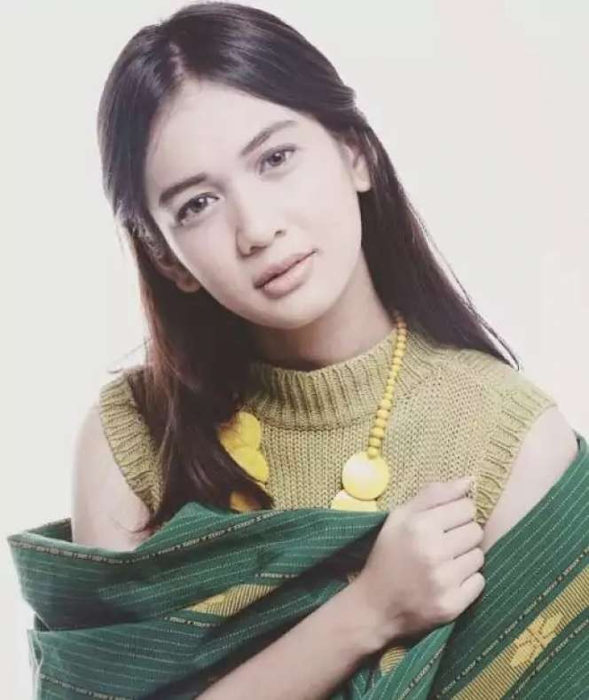 Ingat Anak Kecil di Iklan Obat Demam Bareng Iis Dahlia? Kini Jadi Artis Besar & Panutan Masyarakat, Siapa Dia?