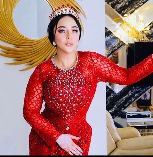 Ingat Regina Andriane, Mantan Istri Farhat Abbas? Kini Jadi Penyanyi Dangdut, Wajahnya Berubah Total, Dituduh Oplas!