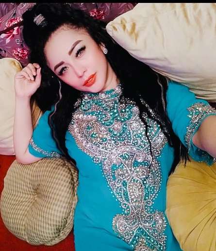 Ingat Regina Andriane, Mantan Istri Farhat Abbas? Kini Jadi Penyanyi Dangdut, Wajahnya Berubah Total, Dituduh Oplas!