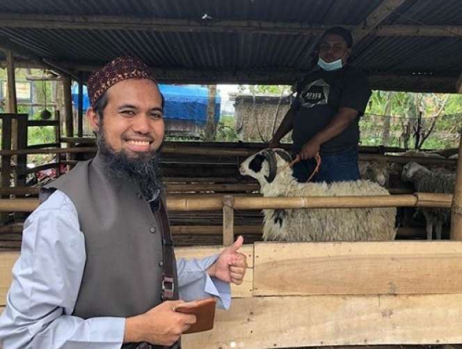 Masih Ingat Sakti Mantan Personil Sheila On 7? Dulu Bassist Andalan Kini Pilih Hijrah, Penampilannya Berubah Total!