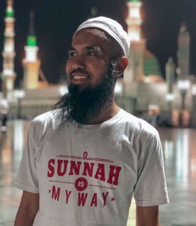 Masih Ingat Sakti Mantan Personil Sheila On 7? Dulu Bassist Andalan Kini Pilih Hijrah, Penampilannya Berubah Total!