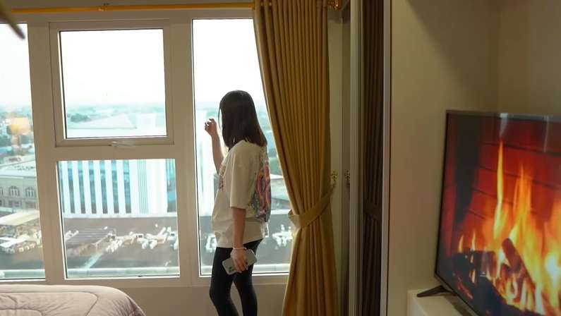 10 Potret Apartemen 2 Lantai Milik ONIC Kayes, Gamers Cantik yang Viral, Dalamnya Keren!