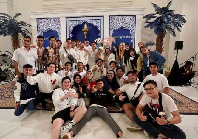 Potret Kebersamaan Tim Leslar Entertainment, Baru Satu Tahun Beroperasi Ditutup Lesty-Billar