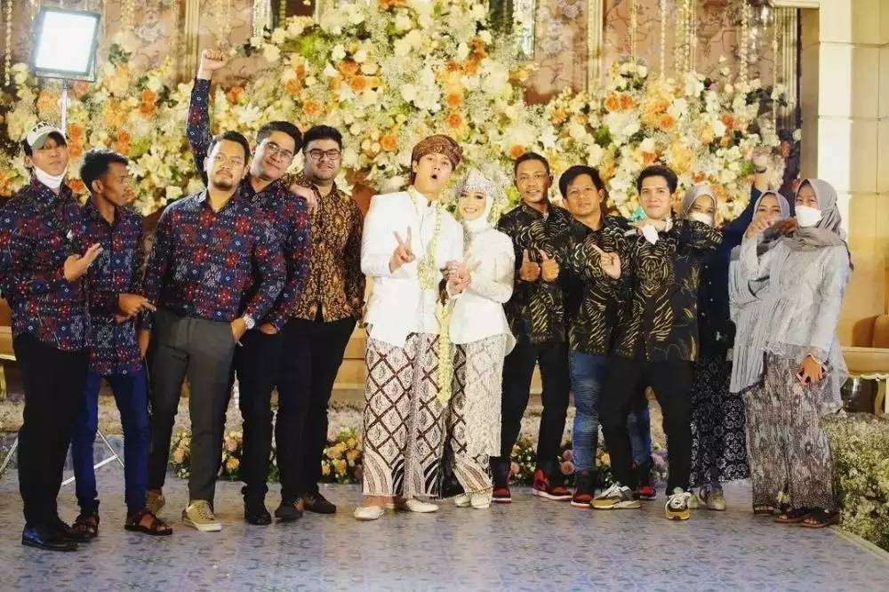 Potret Kebersamaan Tim Leslar Entertainment, Baru Satu Tahun Beroperasi Ditutup Lesty-Billar