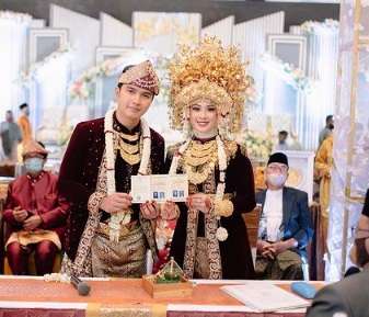 Potret Istri Aldi Taher, Salsabillih yang Tak Kalah Cantik dari Mantan-mantan Sebelumnya
