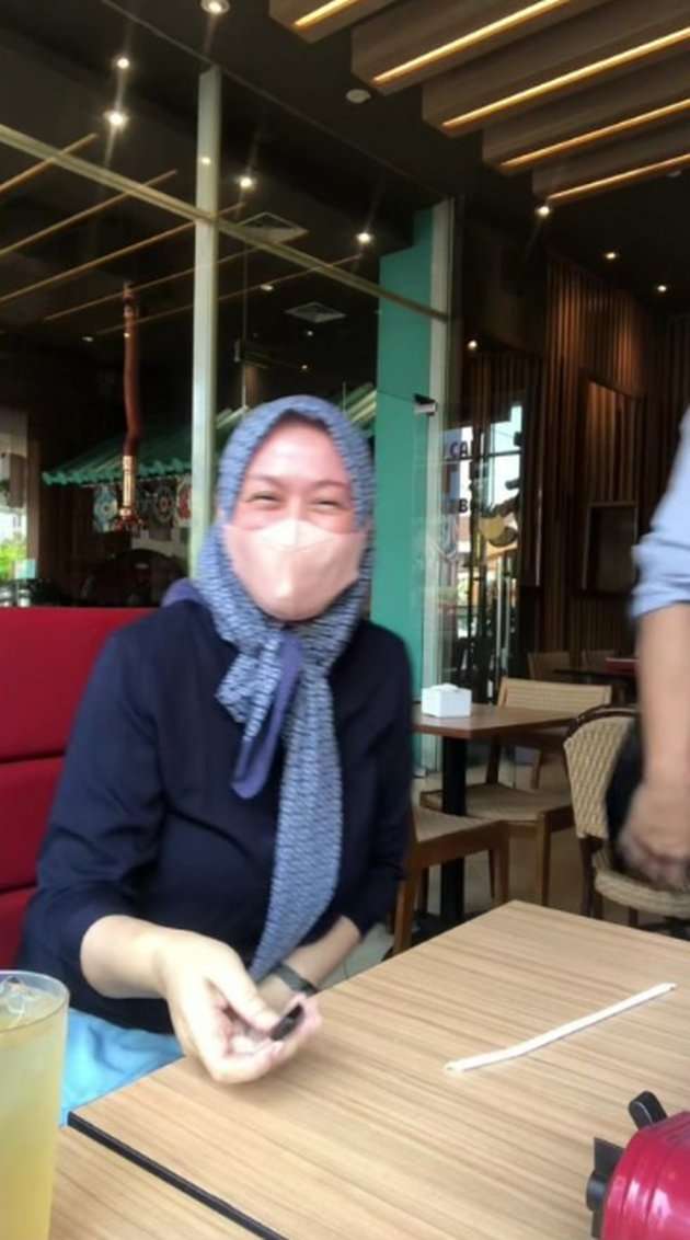 Ingat Harry Pantja, Presenter Horor Dunia Lain? Tak Bisa Jalan Karena Terserang Stroke, Terungkap Kondisinya Sekarang