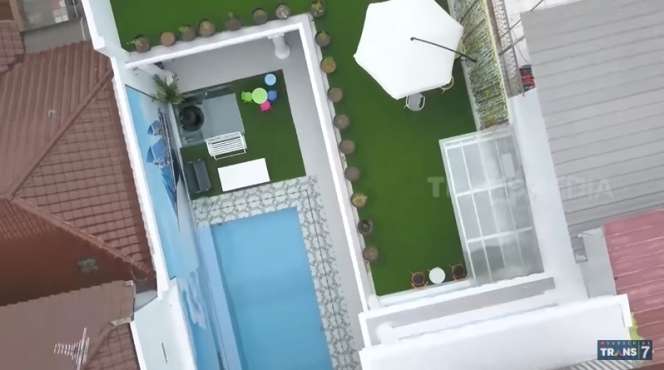 Viral! 10 Potret Rumah Mewah Tiktoker Alam Nur, Bak Hunian Bangsawan, Emas Bertaburan!
