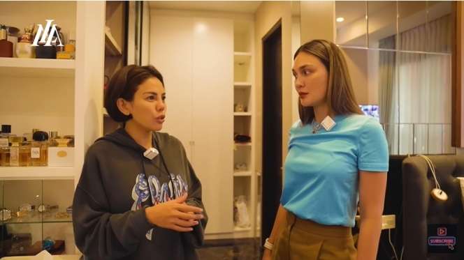 10 Potret Kamar Nikita Mirzani yang Mewah & Penuh Barang Branded, Koleksi di Mall Tak Ada Apa-Apanya!