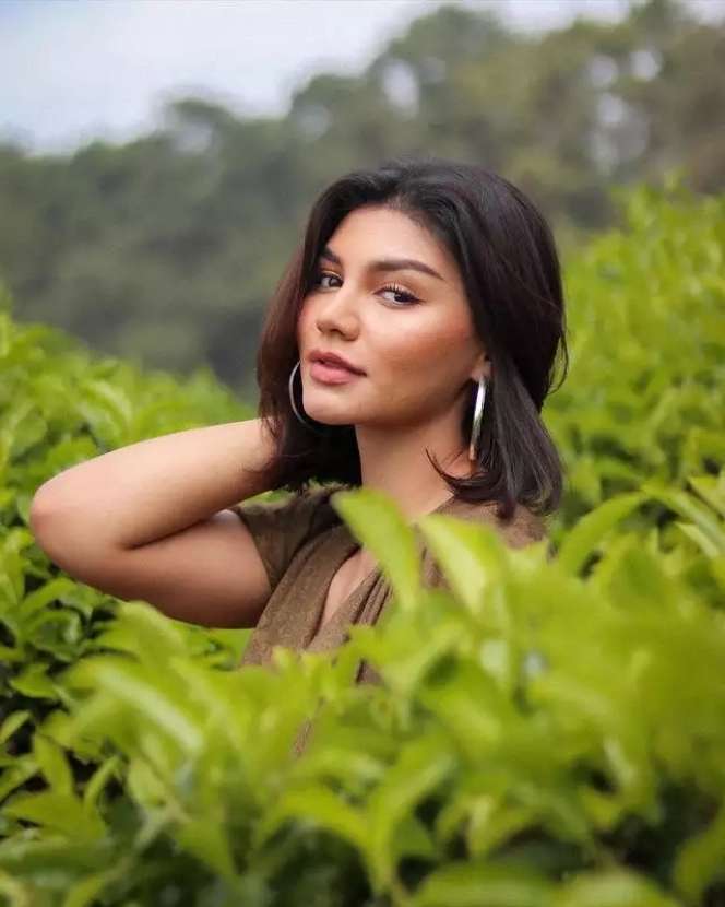 10 Potret Jihane Almira Usai Potong Rambut Pendek Ala Artis 90-an, Mirip Kylie Jenner, Hot Abis!
