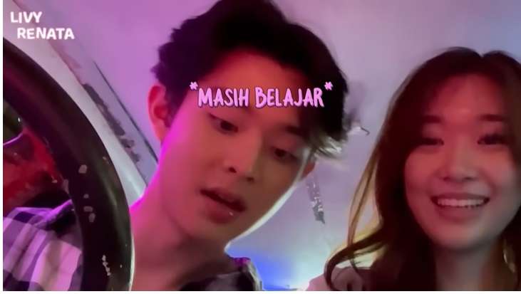 Potret Livy Renata Naik Odong-odong Bareng Prince, Ternyata Ini Pengalaman Pertamanya!
