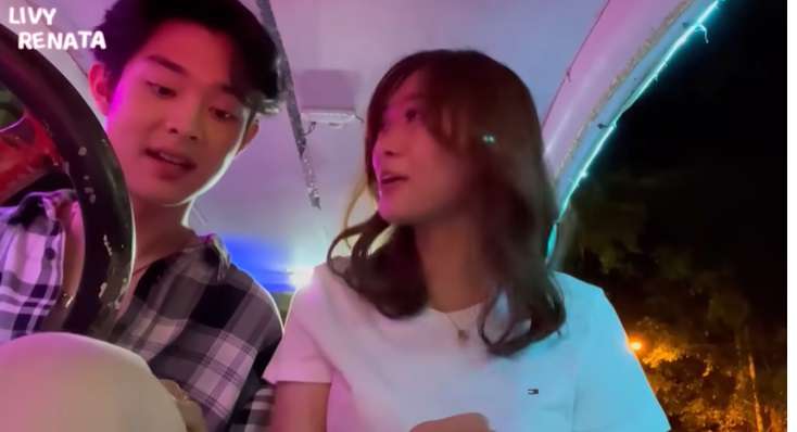 Potret Livy Renata Naik Odong-odong Bareng Prince, Ternyata Ini Pengalaman Pertamanya!