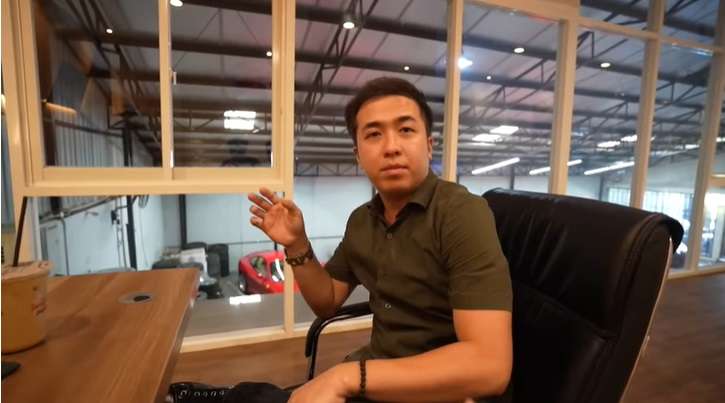 Potret Garasi Andreas Stanley Crazy Rich Surabaya, Isinya Supercar Mahal Semua!